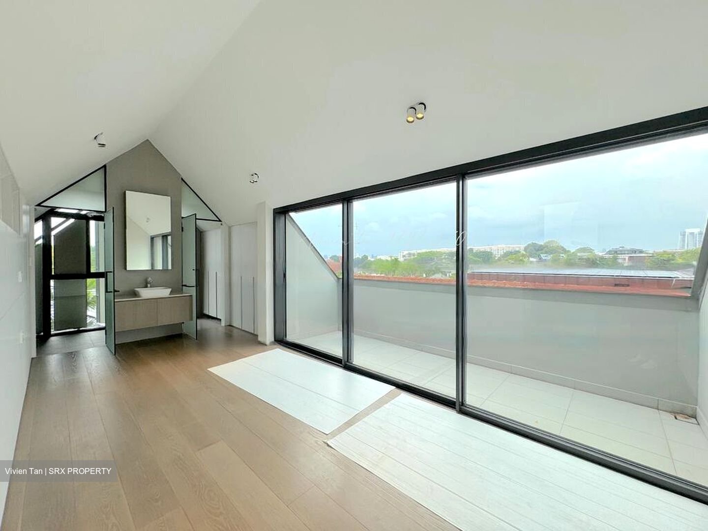 Second Avenue (D10), Detached #456677771